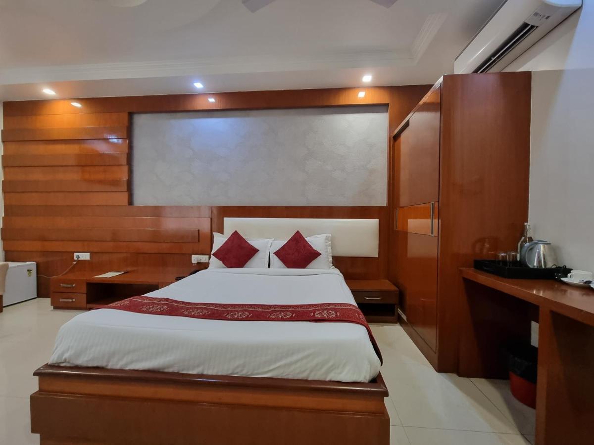 Hotel Vitthal International, Prayagraj Extérieur photo